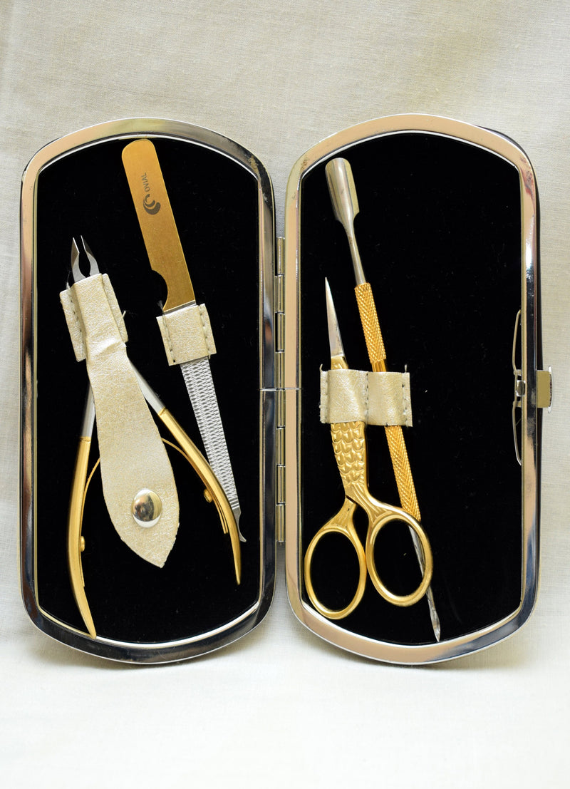 Ovial- 24ct Gold Plated- Ladies Personal Travelling Pedicure/Manicure Kit
